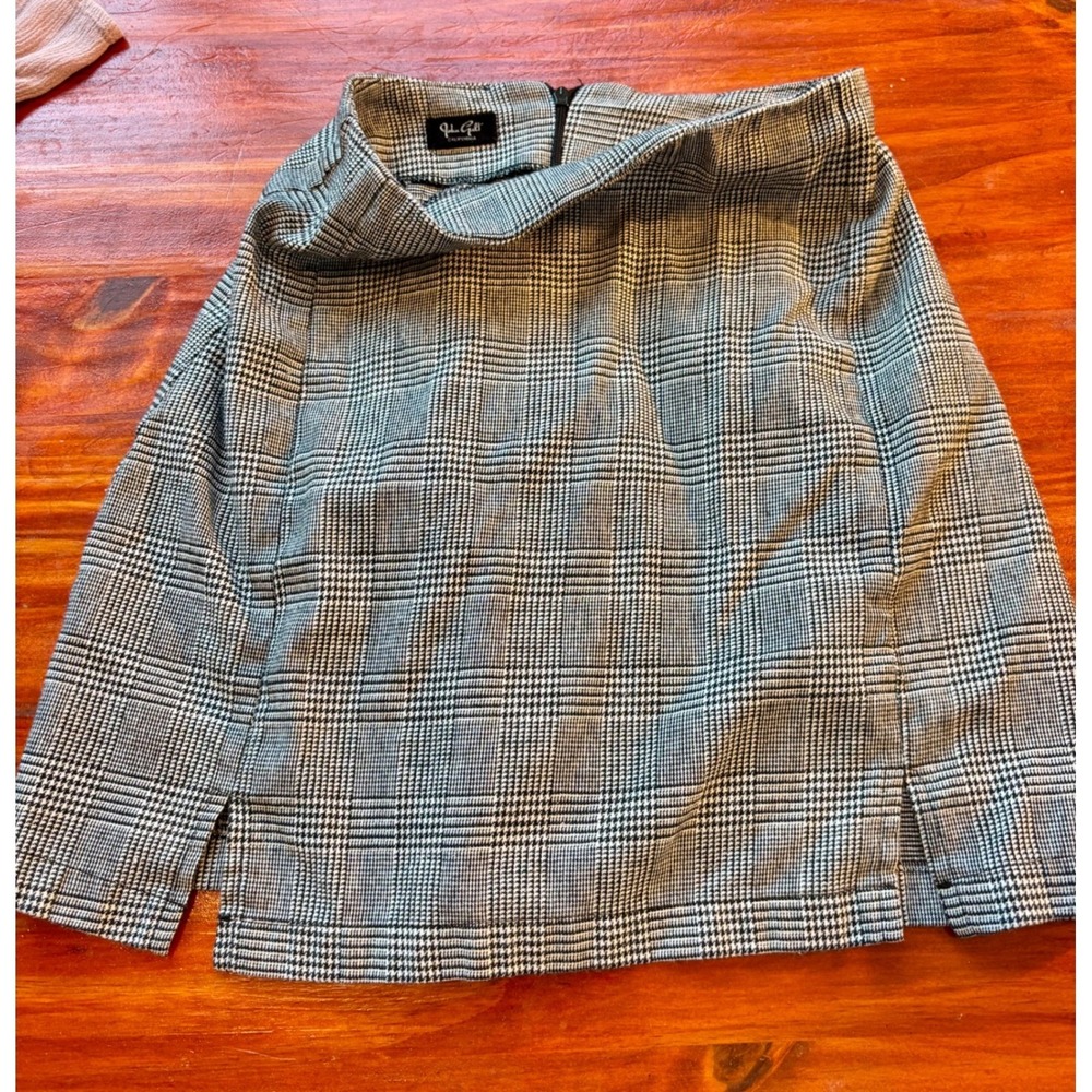 John Galt Brandy Melville Plaid Mini Skirt BlackWhite Glen Check Side Slit Small